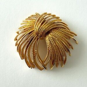 Vintage 60s Gold Monet Mirador Fireworks Pin Brooch